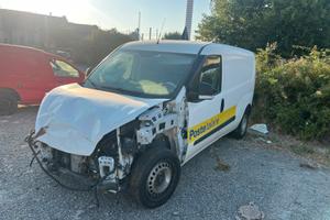 DOBLO CARGO MAXI LH1 Incidentato