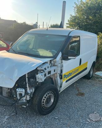 DOBLO CARGO MAXI LH1 Incidentato