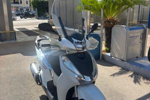 HONDA SH 300