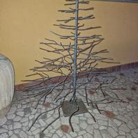 Albero di natale in ferro fatto a mano