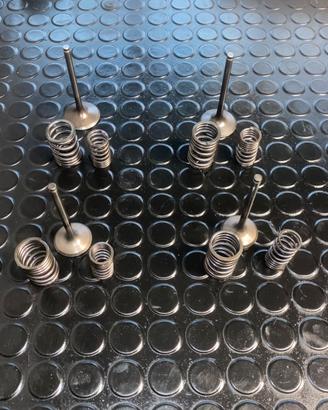 Valvole Kawasaki KXF 2008 in titanio