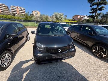 Smart ForTwo 1000 62 kW coupé passion
