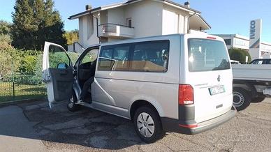Volkswagen CARAVEL KOMBI NOVE POSTI