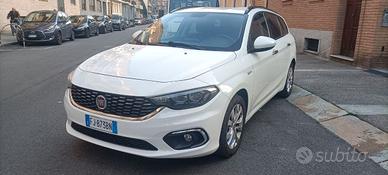 Fiat Tipo 1.4 T-Jet 120CV GPL SW Lounge