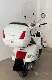 Vespa 300gts