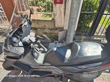 Kymco 350i Downtown