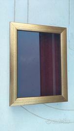 Bacheca cm 18*24 con cornice dorata
