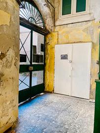 Uso deposito vicolo Guaimaro IV Salerno