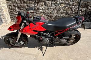 Ducati hypermotard 796