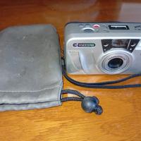 Fotocamera Yashica EZ Zoom Kyocera pellicola 35mm 