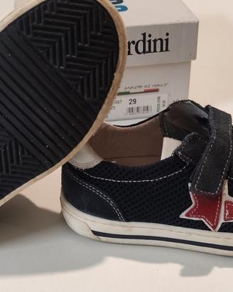 n. 29 scarpe bambino NeroGiardini