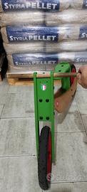 Bici in legno senza pedali