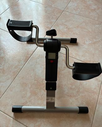 Pedaliera GIMA pieghevole con display 