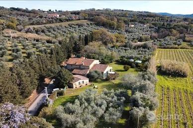 Casolare toscano Bolgheri