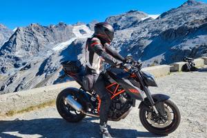 KTM superduke R 1290  del 2015