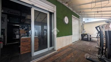 NEGOZIO A FRATTAMAGGIORE