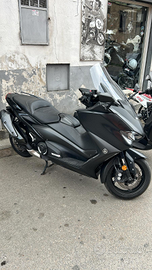 Tmax 560