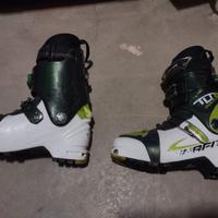 scarponi scialpinismo Dynafit TLT 5 Mountain