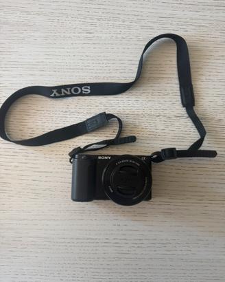 Sony ZV-e10 + 16-50 oss kit