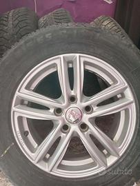 Cerchi in lega più ruote Dacia Duster