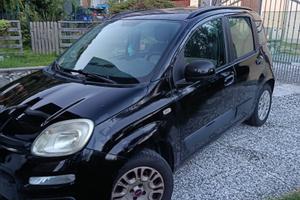 FIAT Panda 1.2 Lounge, Nera