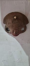 Maschera di terracotta