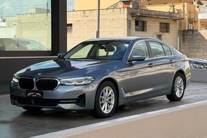 BMW 520d 48V xDrive Business