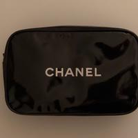 Pochette Chanel nuova, con sacchetto originale