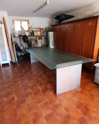 tavolo in vetro temperato