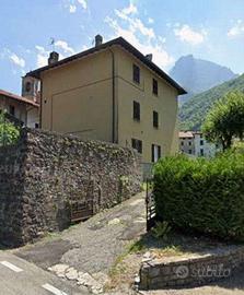 Trilocale a Cortenova