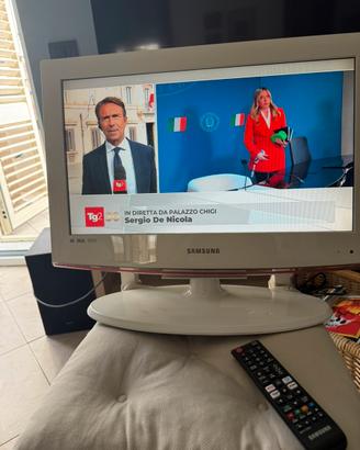 Tv 22 pollici