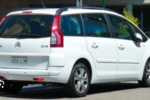 citroen c4 Picasso anno 2011 diesel 1.6  spaziosa
