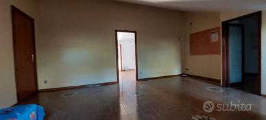 Ampia e luminosa mansarda 6 vani al 2° piano