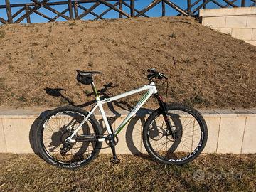 Mountain bike BTWIN Rockrider 5.3 MTB 