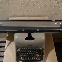 Macchina da scrivere Olivetti LEXIKON 80