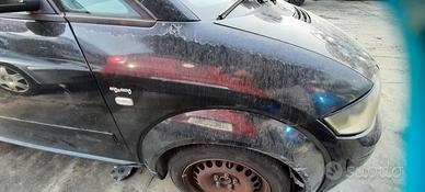 AUDI A2 2002 - PARAFANGO DESTRO