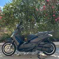 Piaggio Beverly Police