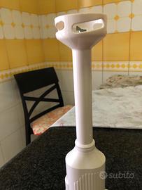 Frullino a pile accessoriato