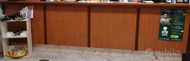 bancone negozio trasformabile anche per bar