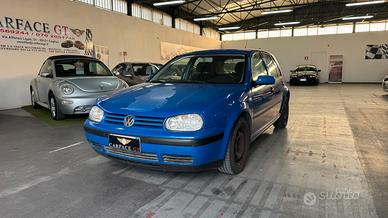 Volkswagen Golf 1.6 B 105CV - 2001