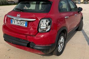 fiat 500x leggermente danneggiata
