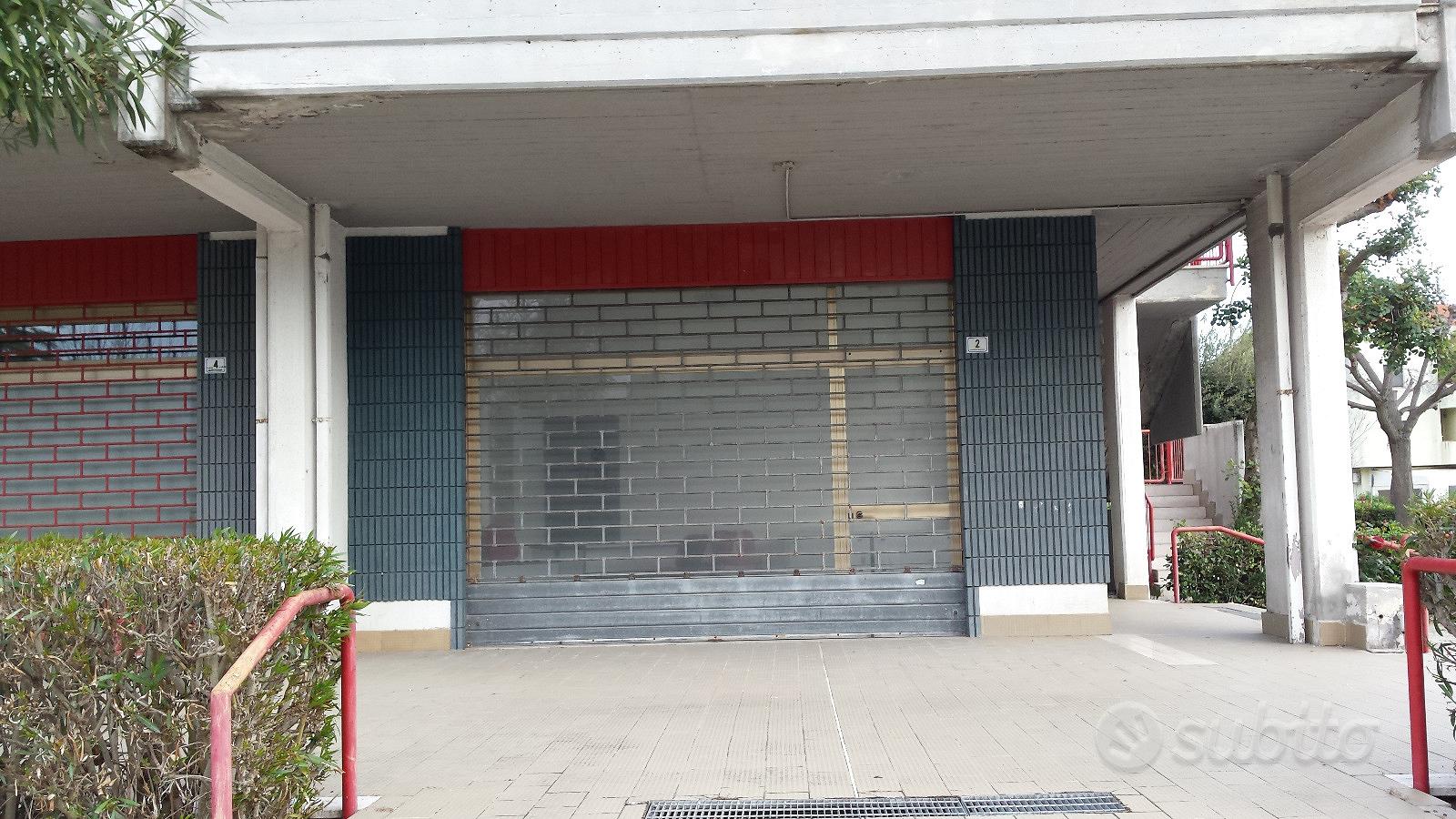 Commercial property, 170 m²