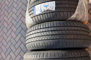 Gomme auto 235/60 R17 estive