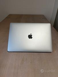 MacBook Pro 2019 con TouchBar