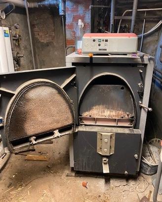 caldaia a legna a fiamma rovesciata Unical 40 Kw