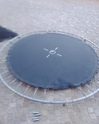 trampolino