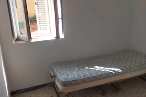 Trilocale Abitabile, Luminoso con Balcone-Cantina