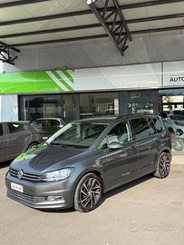 VOLKSWAGEN TOURAN 1.6 TDI SCR Executive 7 Posti
