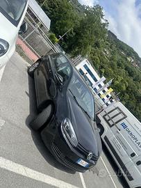 Volkswagen Golf 6 1.6 TDI 105 CV