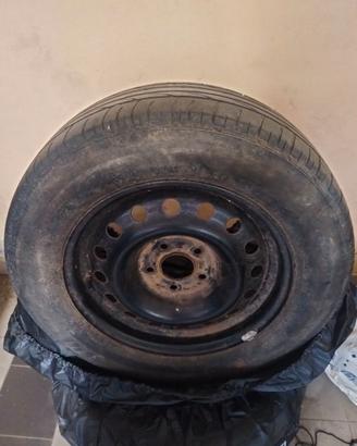 Nissan Qashqai  2 Cerchi + 2 pneumatici 215/65 R16